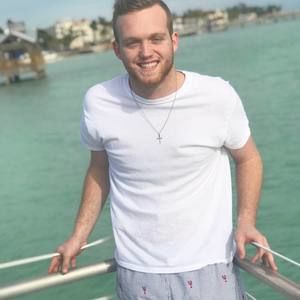 Meet your Posher, Dakota